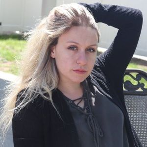 Meet your Posher, Paige